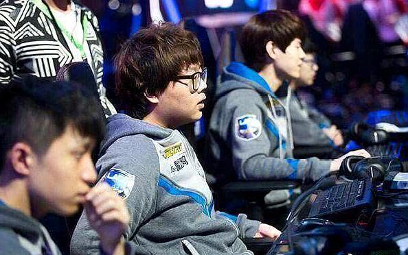 GamerLegion 和 Liquid 在 IEM Melbourne 2025 中锁定最后的季后赛名额