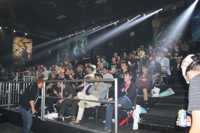 【前瞻】2025LPL春季赛 LNG vs JDG，LNG遇强不胜很尴尬